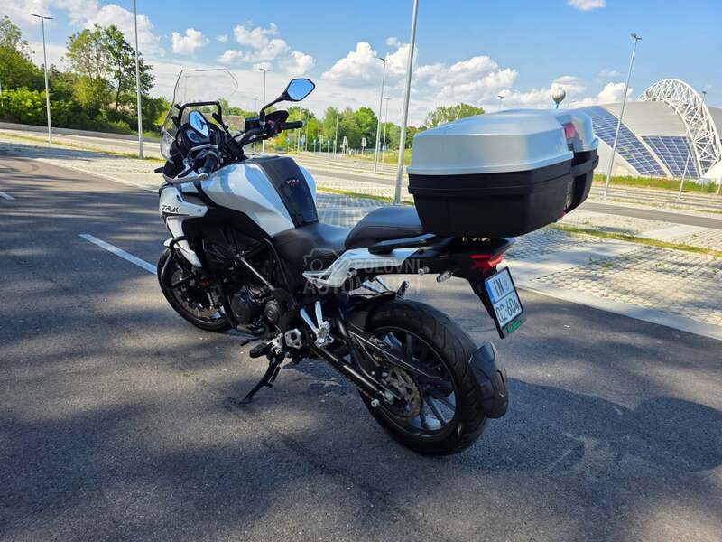 Benelli TRK 502