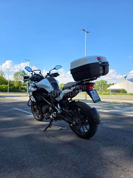 Benelli TRK 502