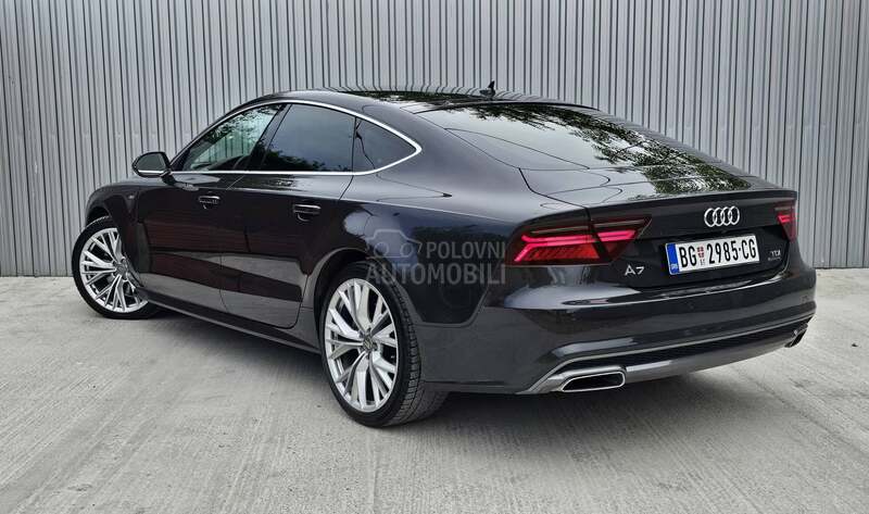 Audi A7 320k s S-line MATRIX