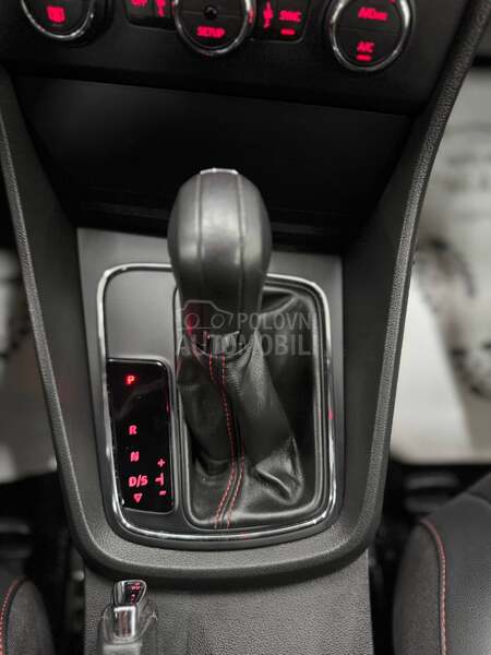 Seat Leon 1.8 TSI/AUT/MATRIX
