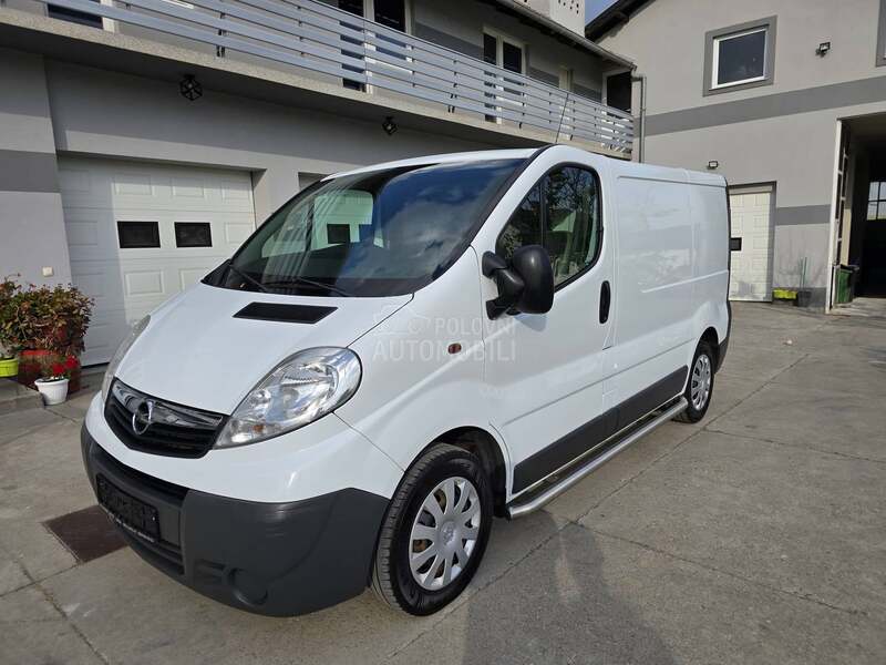 Opel Vivaro 2.0 CDTI//K L I M A//