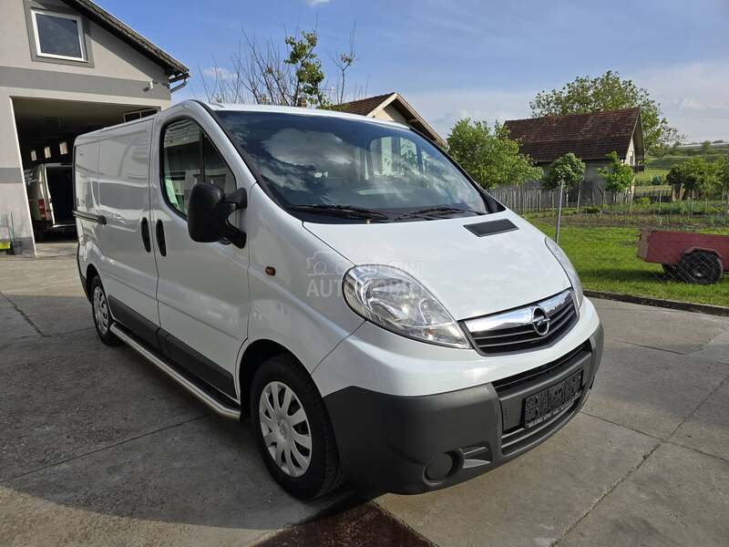 Opel Vivaro 2.0 CDTI//K L I M A//