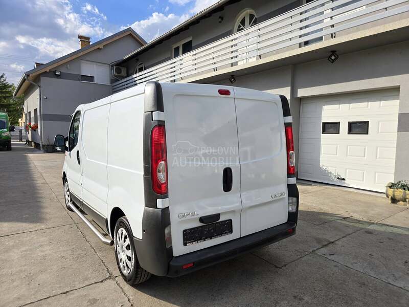 Opel Vivaro 2.0 CDTI//K L I M A//