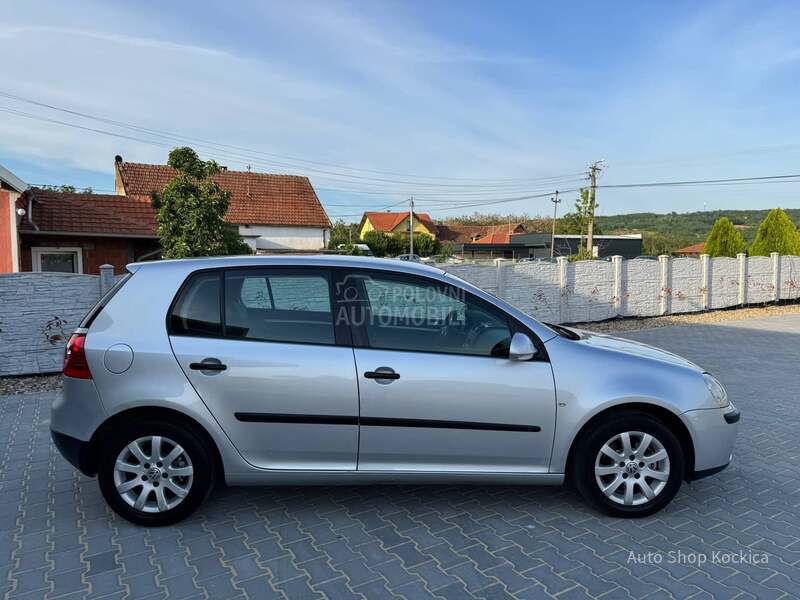 Volkswagen Golf 5 1.9TDI 6br toop