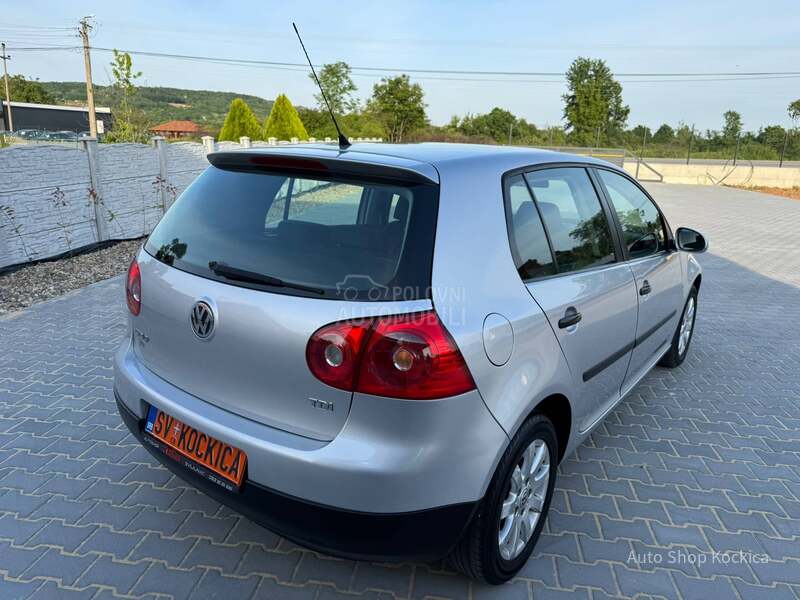 Volkswagen Golf 5 1.9TDI 6br toop