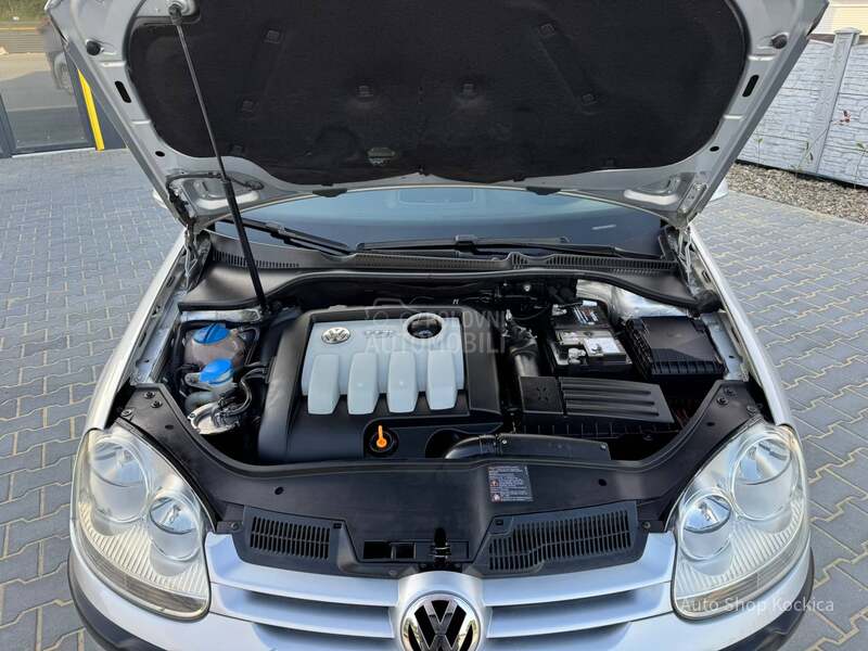 Volkswagen Golf 5 1.9TDI 6br toop