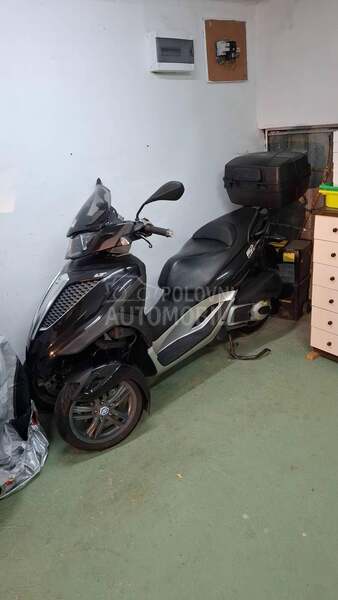 Piaggio mp3    LT     B vozi