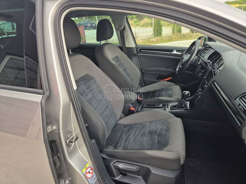 Volkswagen Golf 7 HIGHLINE DSG