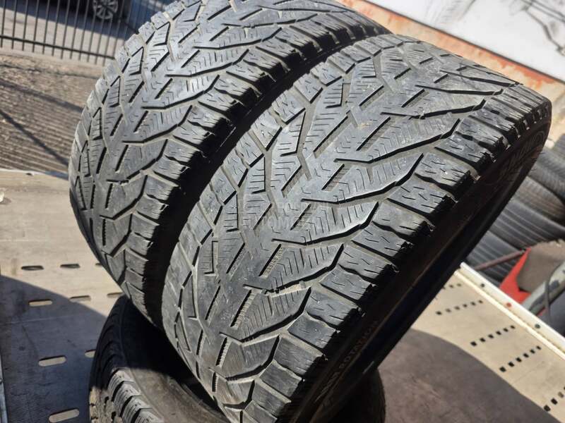 Kormoran 235/45 R18 Sve sezone