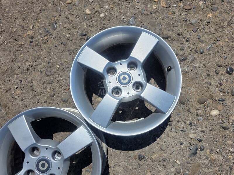 Aluminijumske felne Smart 4x114,3 15" 4 x 114.3