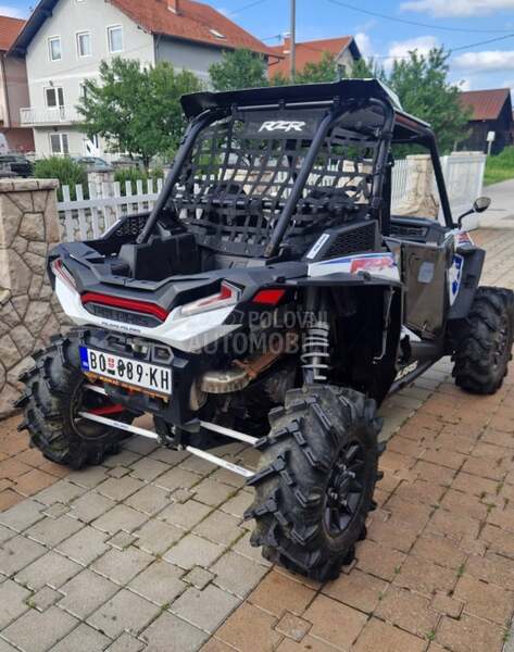 Polaris RZR 1000 XP TURBO