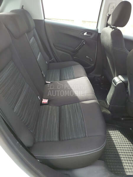 Peugeot 208 1.6 hdi
