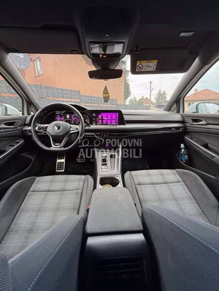 Volkswagen Golf 8 GTE