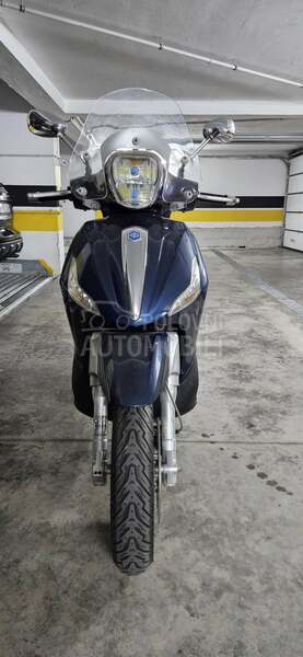 Piaggio Beverly