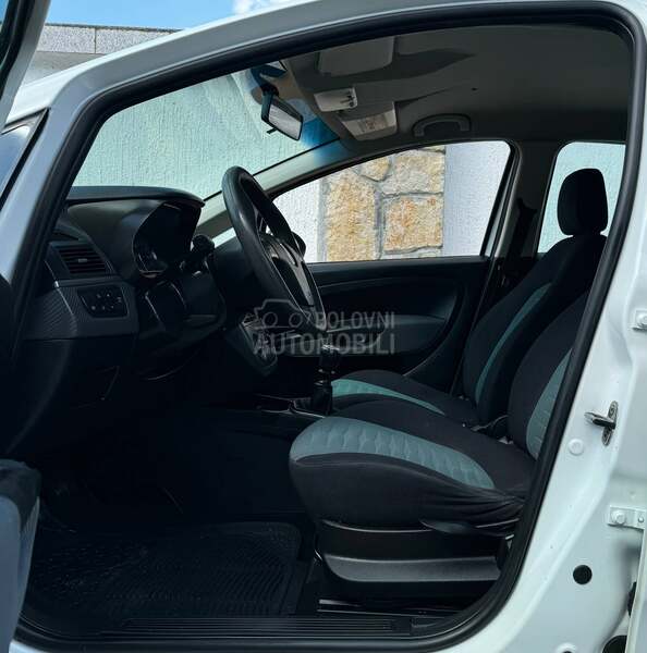 Fiat Grande Punto 1.4 B