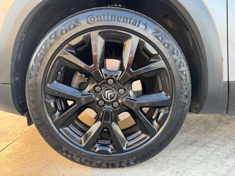 Citroen C5 Aircross 1.2 Two-Color SHINE