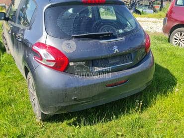 branik za Peugeot 208 od 2012. do 2015. god.