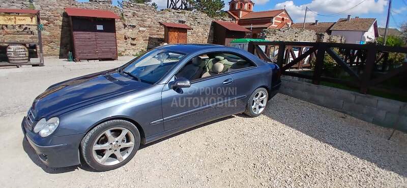 Mercedes Benz CLK 220 2.2