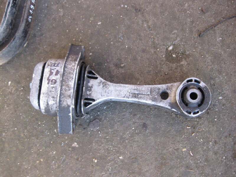 Nosaci motora 1.9 tdi 66 kw