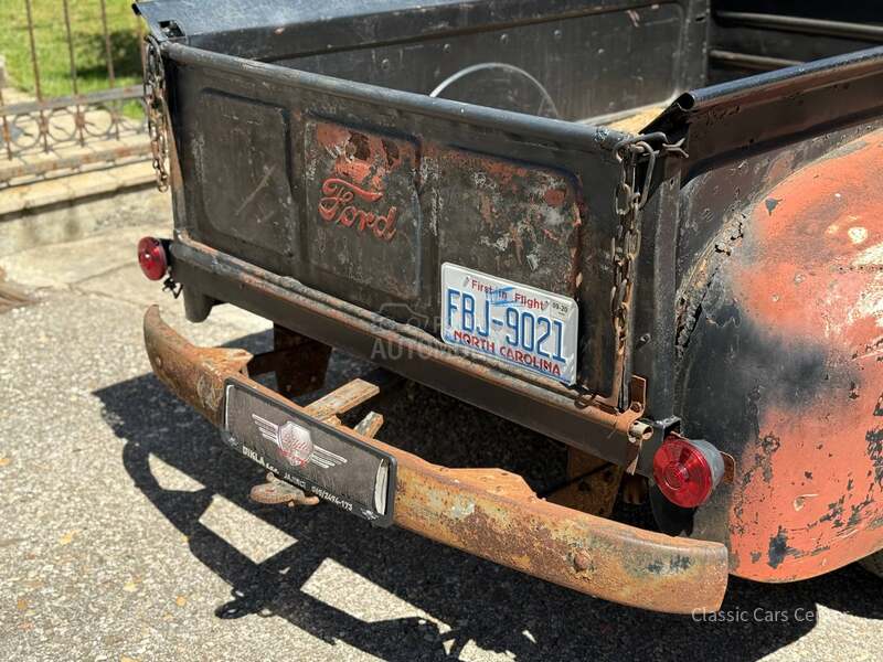 Ford F1 Rat Rod V8 289