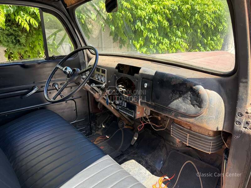 Ford F1 Rat Rod V8 289