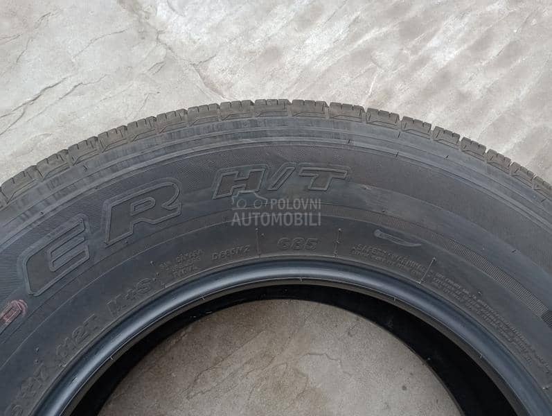 Bridgestone 245/75 R17 Zimska