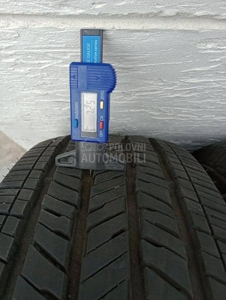 Bridgestone 245/75 R17 Zimska