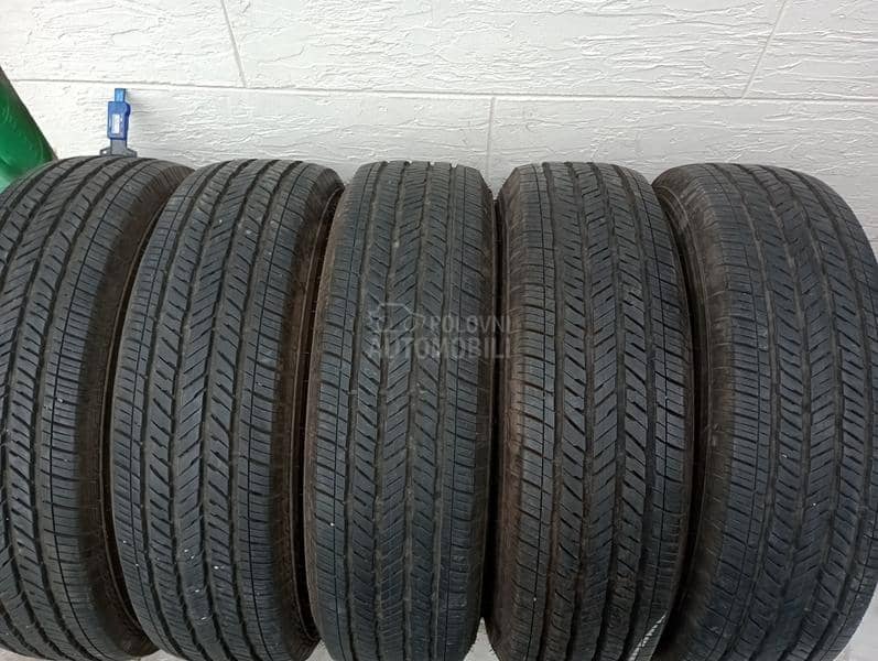 Bridgestone 245/75 R17 Zimska