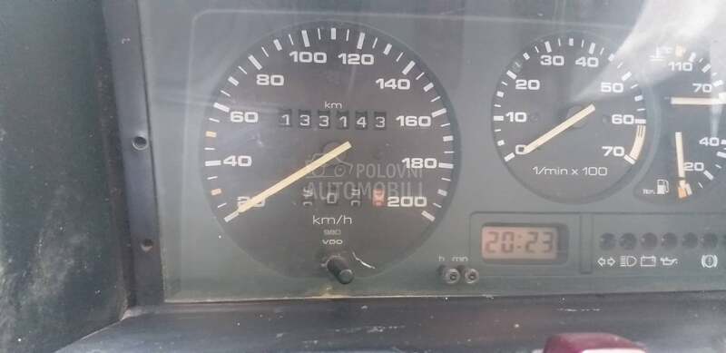 Volkswagen Polo 1.0 fire