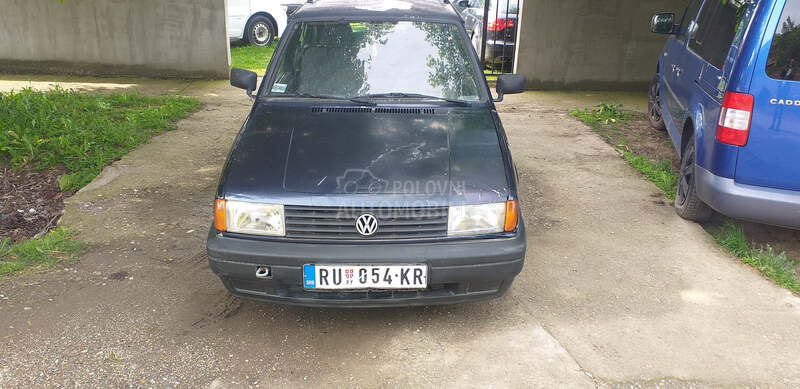 Volkswagen Polo 1.0 fire