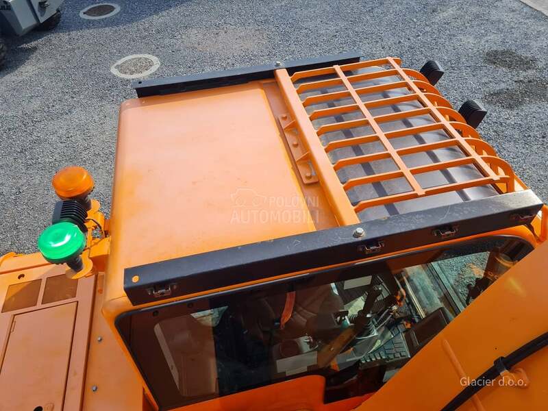 Takeuchi TB2150R