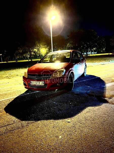 Opel Astra H 