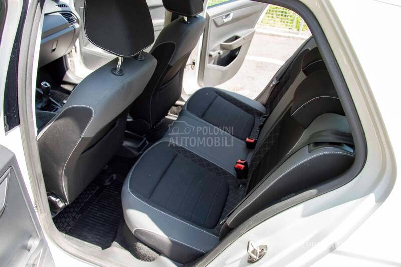 Škoda Fabia 1.0 TSI AMB