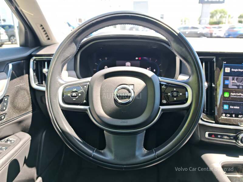 Volvo V90 Cross Country B4 AWD MOMENTUM PRO