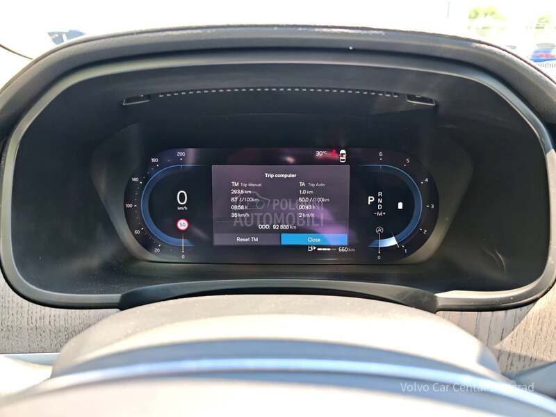 Volvo V90 Cross Country B4 AWD MOMENTUM PRO