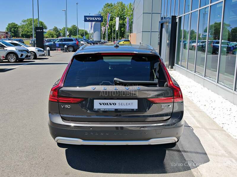 Volvo V90 Cross Country B4 AWD MOMENTUM PRO
