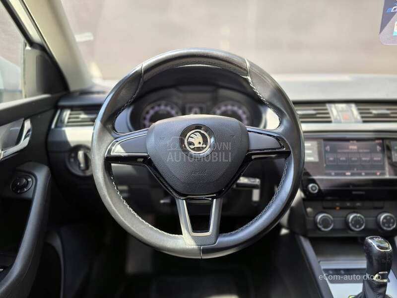 Škoda Octavia 1.6 TDI DSG AMB