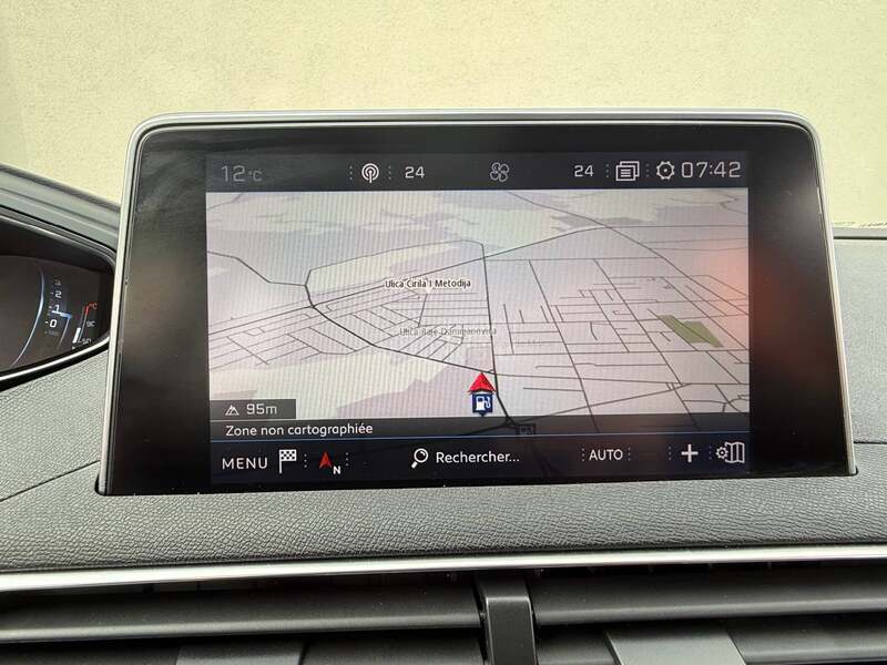 Peugeot 3008 1.5HDI/AUT/ALLURE