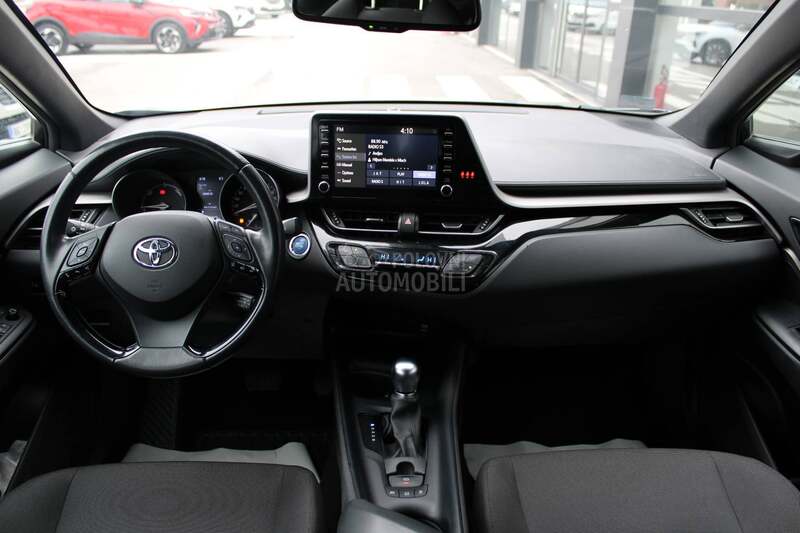 Toyota C-HR 1.8 Hybrid AUT