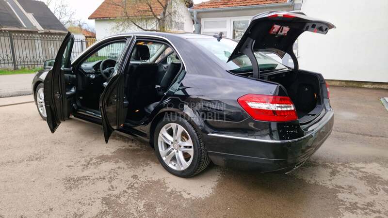 Mercedes Benz E 220 avang7g zame