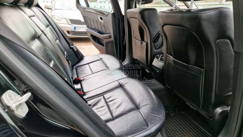 Mercedes Benz E 220 avang7g zame