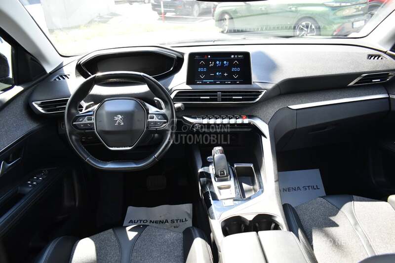 Peugeot 3008 1.2 Allure AT