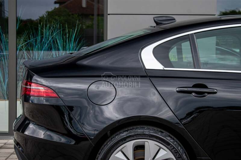Jaguar XE 2.0D AWD