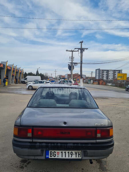 Mazda 323 