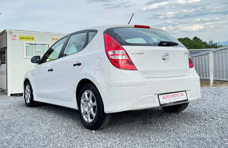 Hyundai i30 T O P  BESPREK0RAN