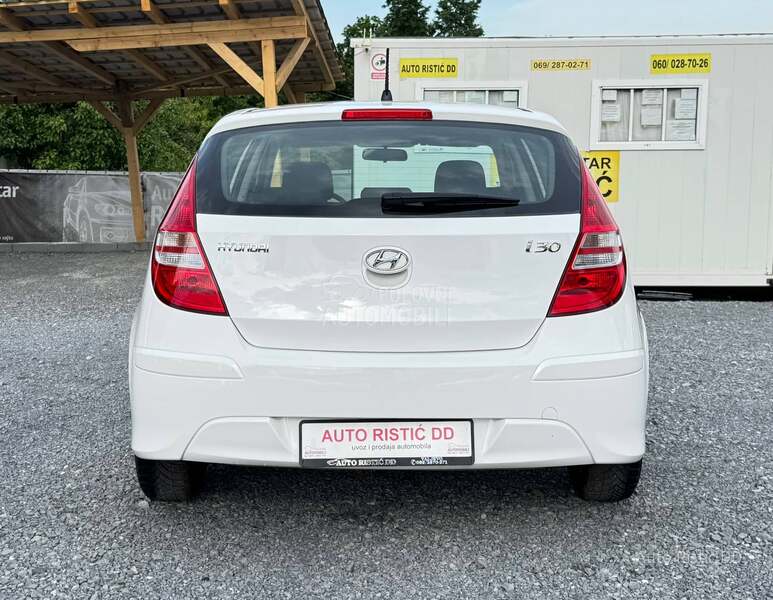 Hyundai i30 T O P  BESPREK0RAN
