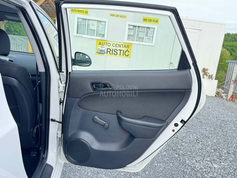 Hyundai i30 T O P  BESPREK0RAN