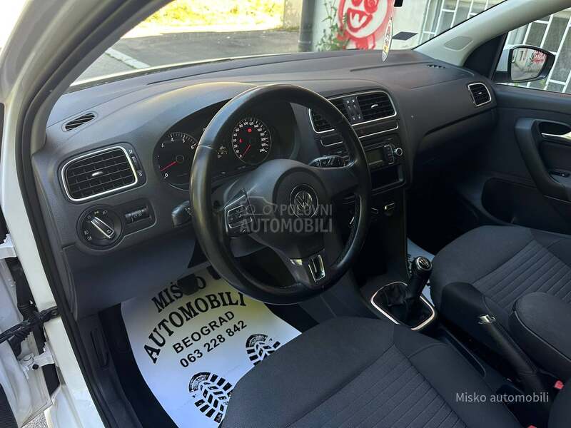 Volkswagen Polo 1.4 i