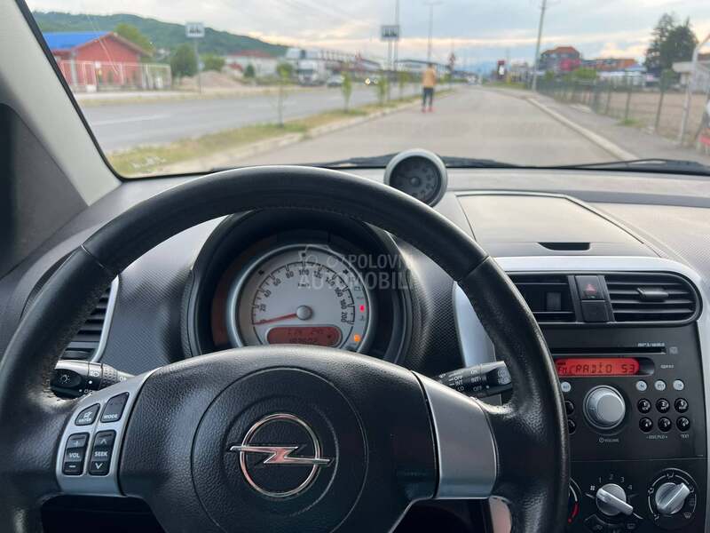Opel Agila B 1.2 /CH/