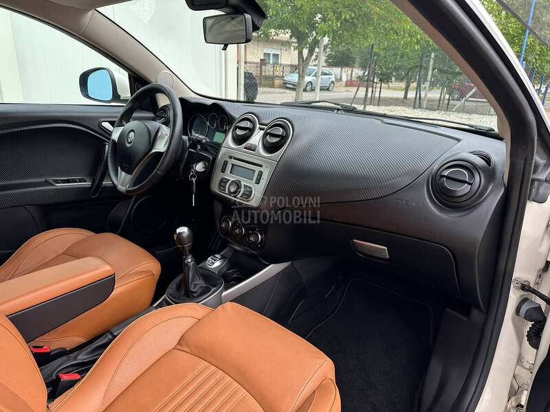 Alfa Romeo MiTo 1.4i 77 K.W